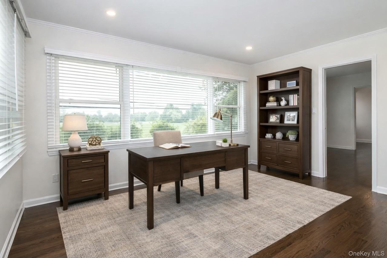 14 Saint Pauls Pl - Photo 7 of 24