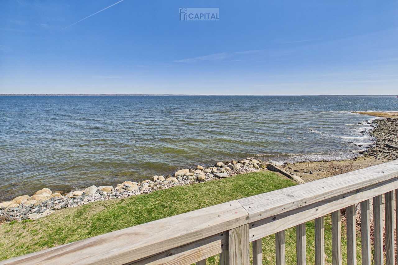 30 Grove Ave #3 - Photo 2 of 6