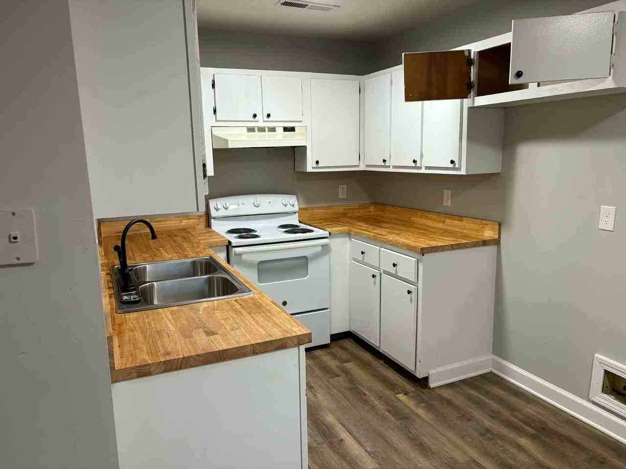 930 Norris St #1 - Photo 4 of 7