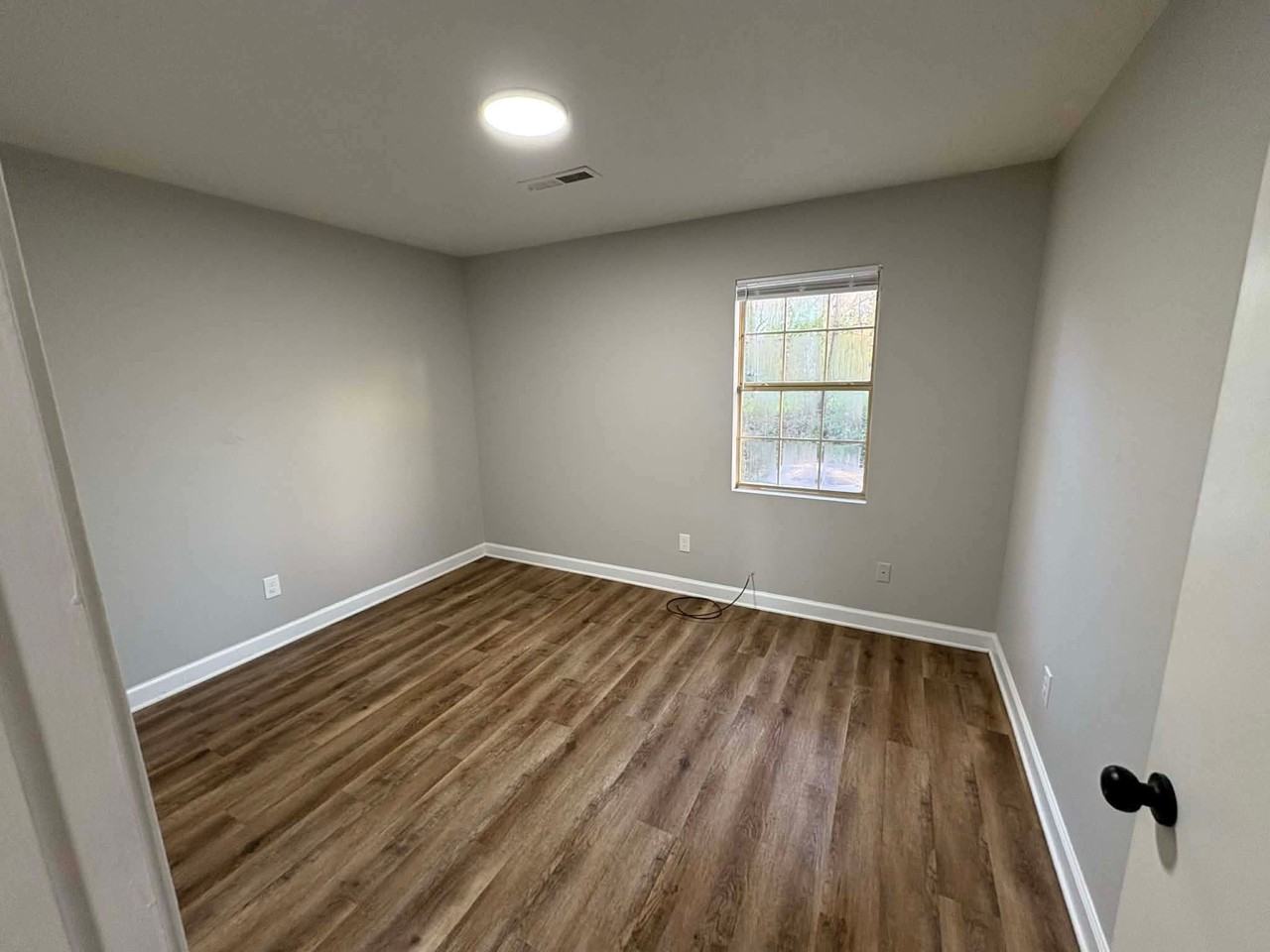 930 Norris St #1 - Photo 6 of 7