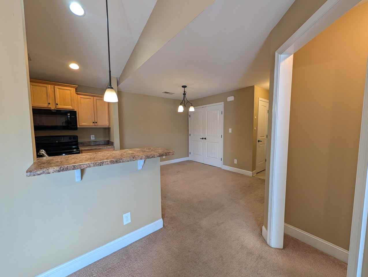 102 Capstone Dr #306 - Photo 2 of 10