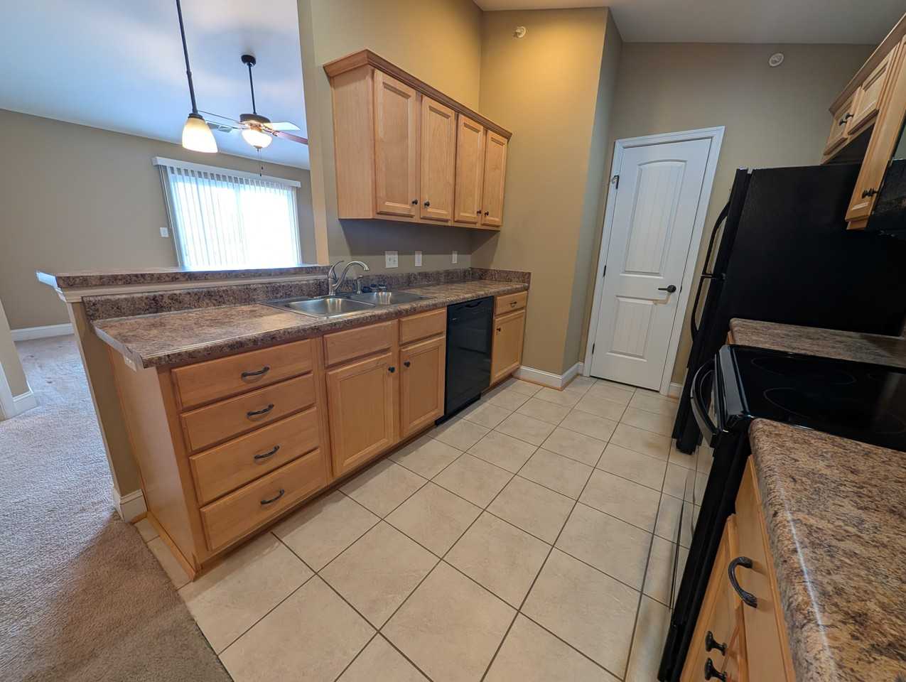 102 Capstone Dr #306 - Photo 3 of 10