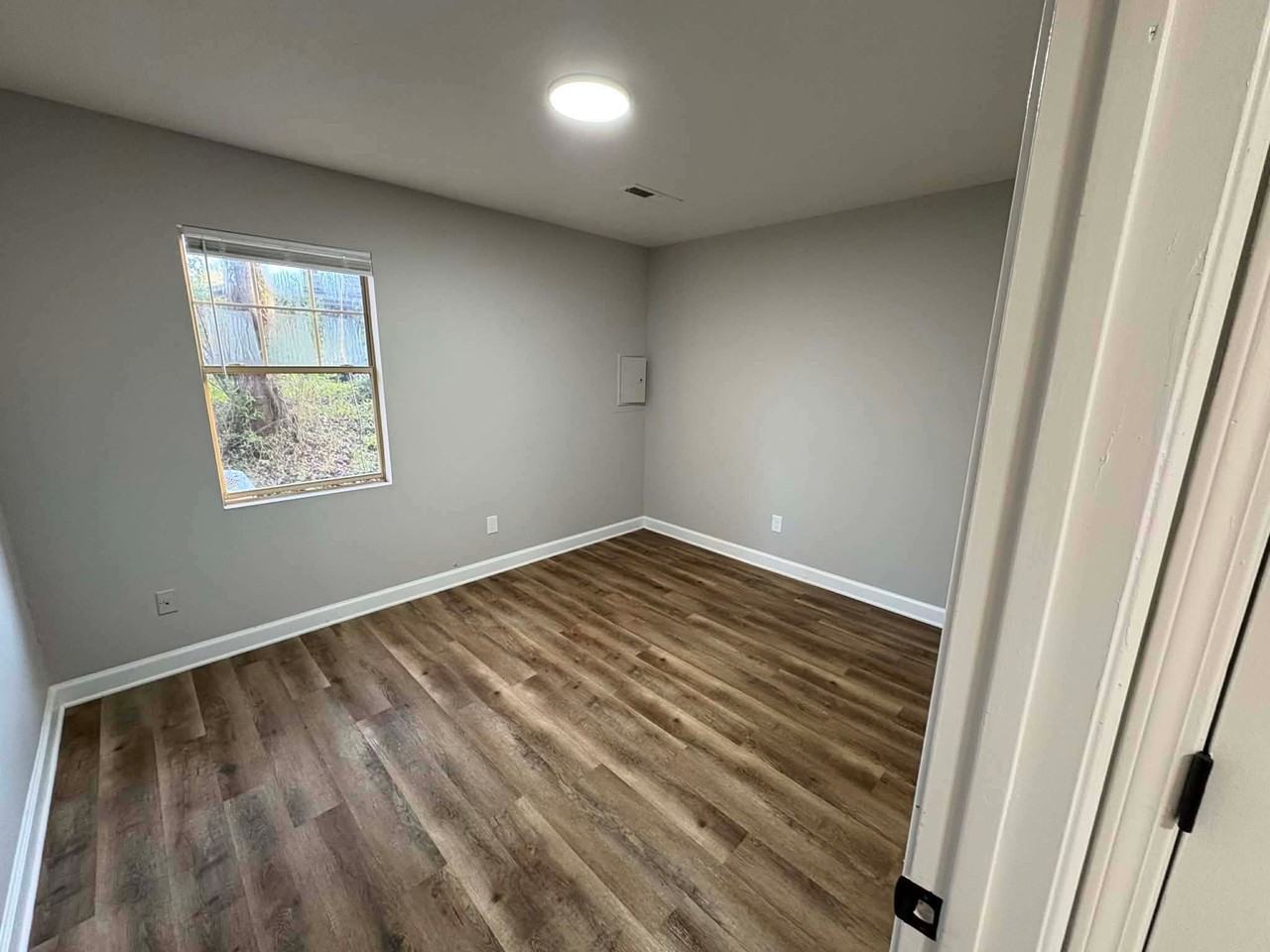 938 Norris St #1 - Photo 7 of 8