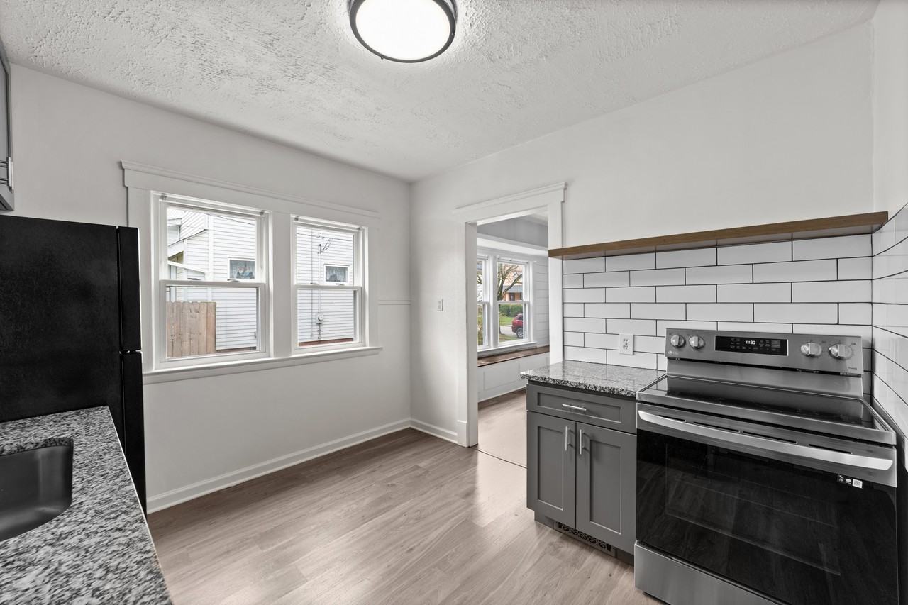 4613 Spokane Ave #2 - Photo 3 of 26