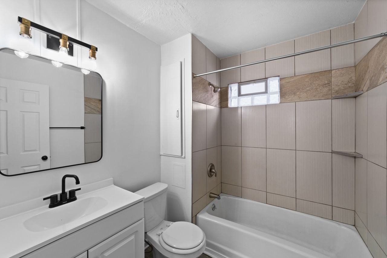 4613 Spokane Ave #2 - Photo 6 of 26