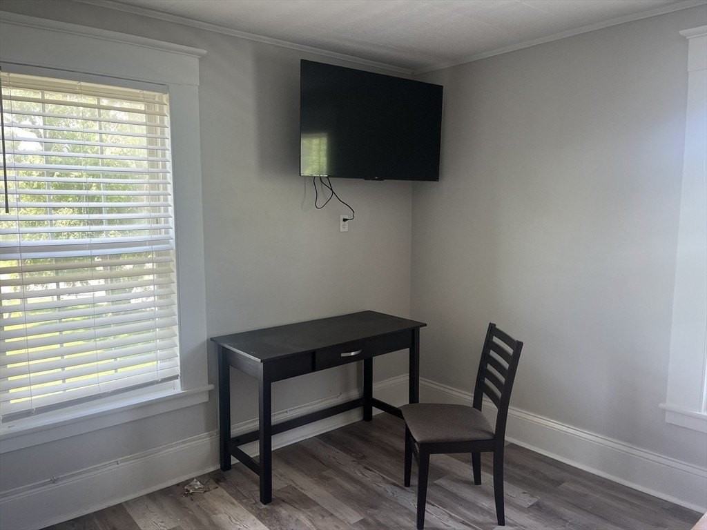 423 King St #2RR - Photo 3 of 6