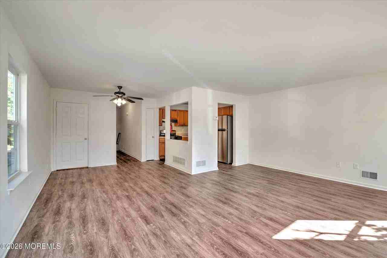 6 Esplanade Way - Photo 6 of 41