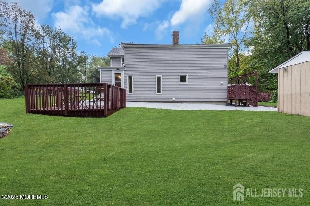 13 Smiths Ln - Photo 4 of 21