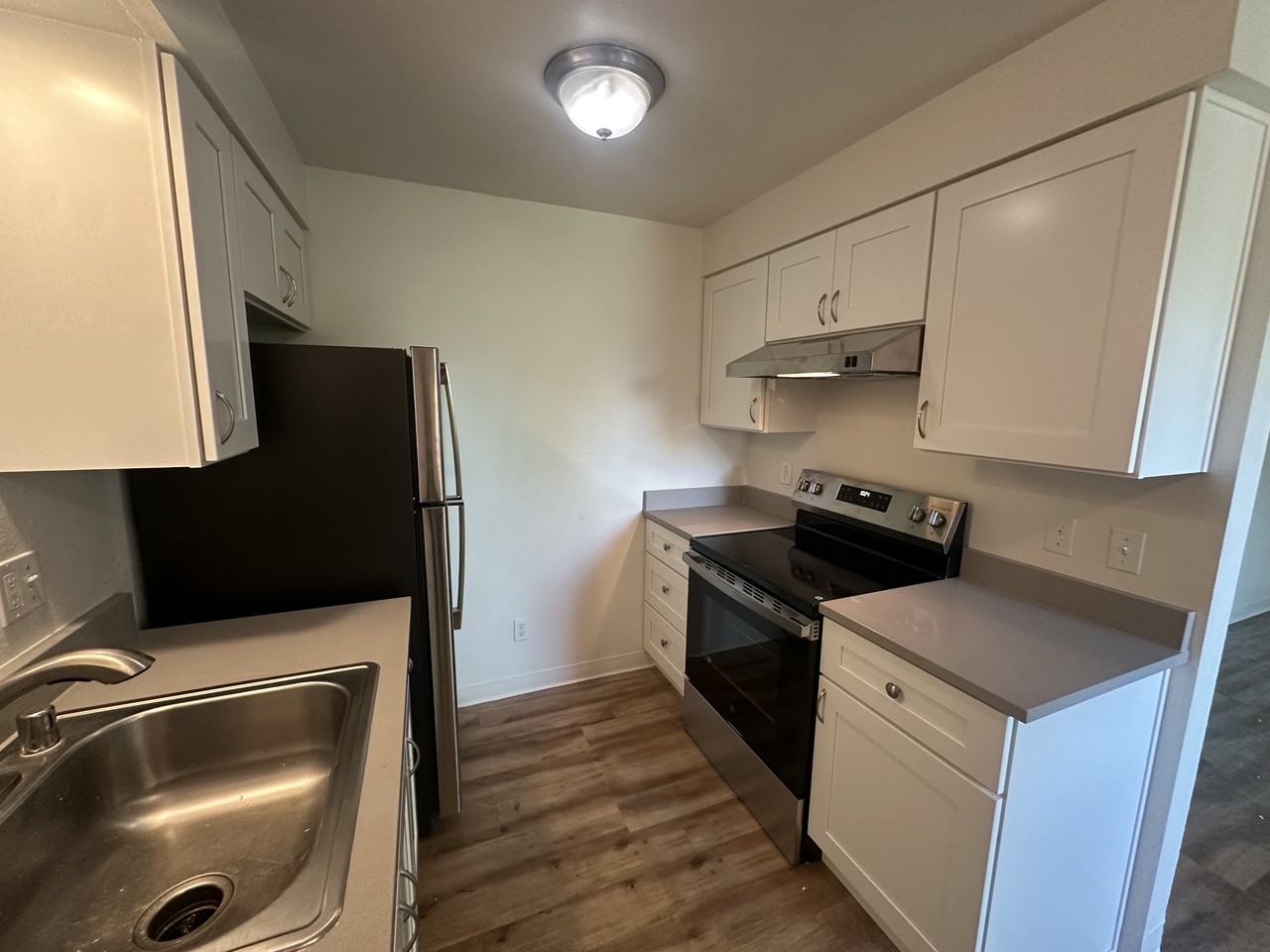 226 East 7th AvenueApt 3 #3 - Photo 2 of 12