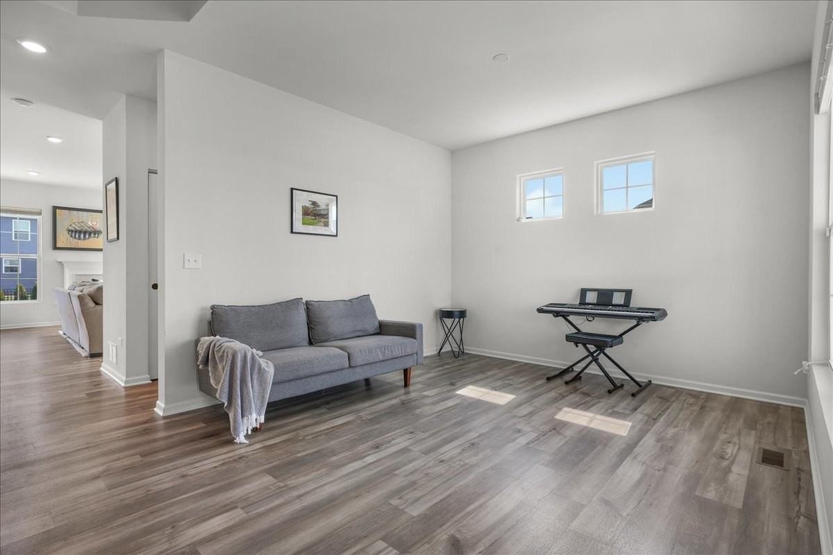 15312 S Sawgrass Cir - Photo 3 of 37