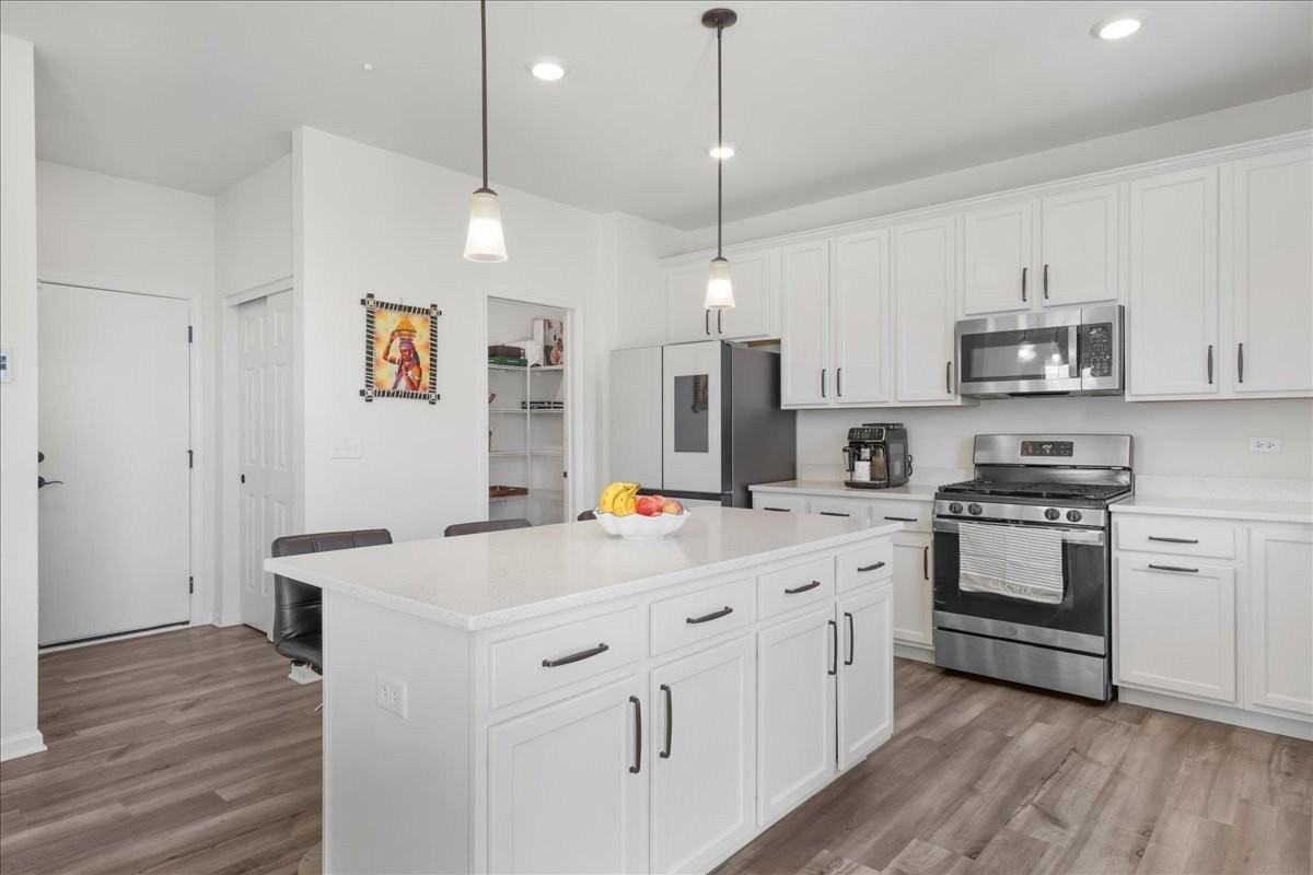 15312 S Sawgrass Cir - Photo 6 of 37