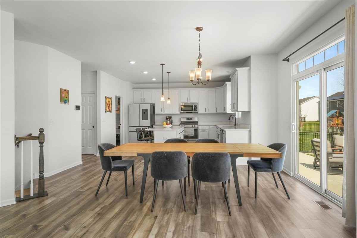 15312 S Sawgrass Cir - Photo 7 of 37