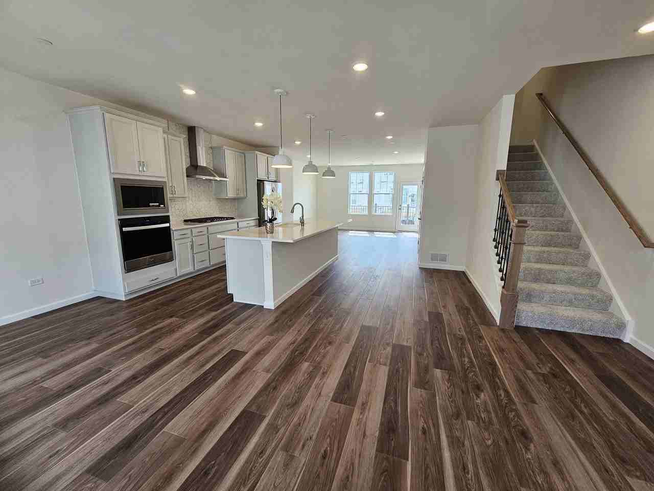 6303 Sandbelt Dr - Photo 6 of 17