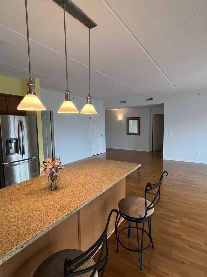 799 Graceland Ave #402A - Photo 6 of 18