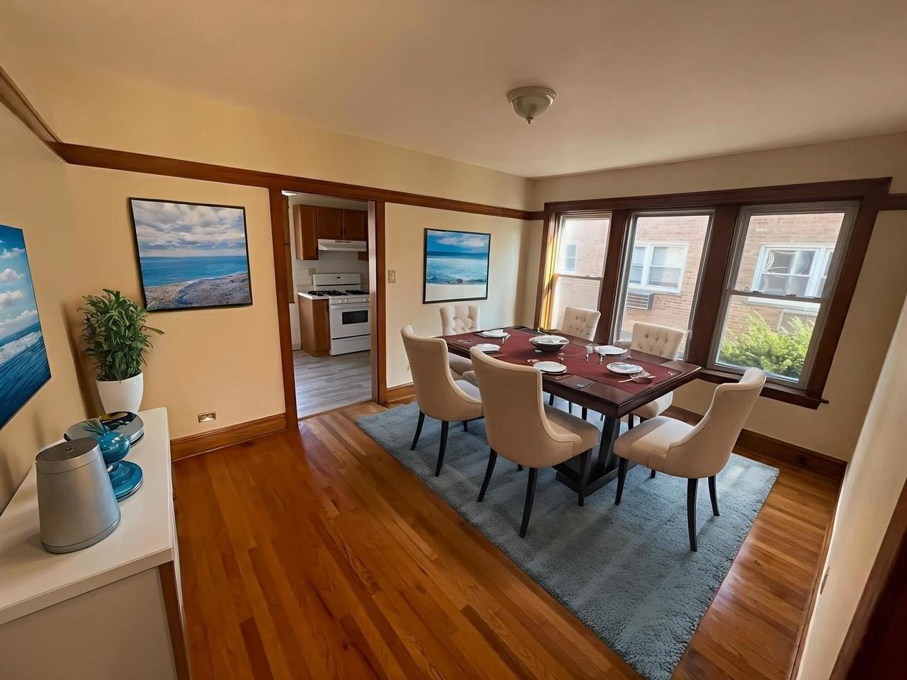 5056 W Henderson St Apt 2e - Photo 4 of 9