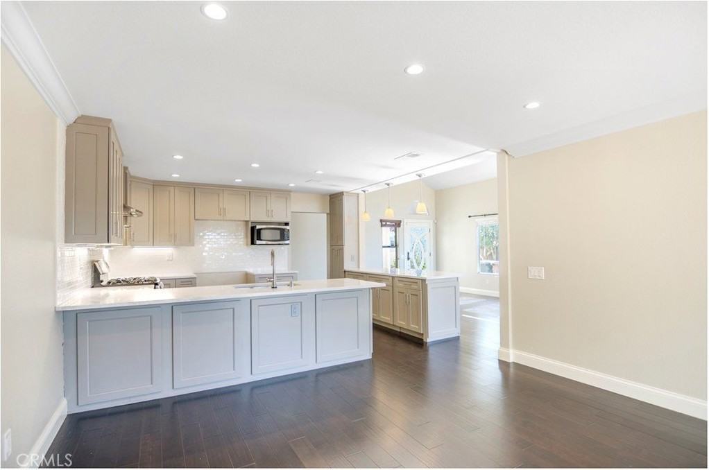 28371 Via Alfonse - Photo 4 of 24