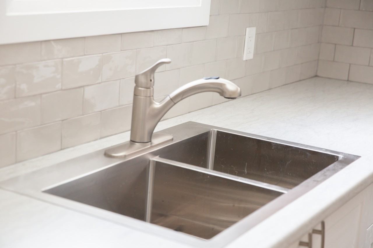 53 Manitoba Street - Photo 4 of 11