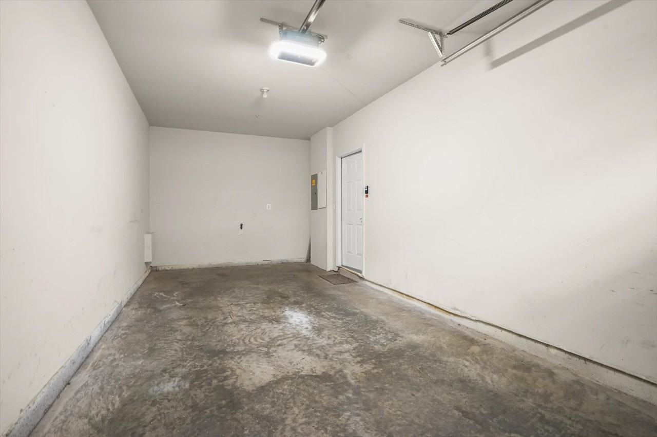 11214 Wortham Crest Cir #1 - Photo 6 of 35