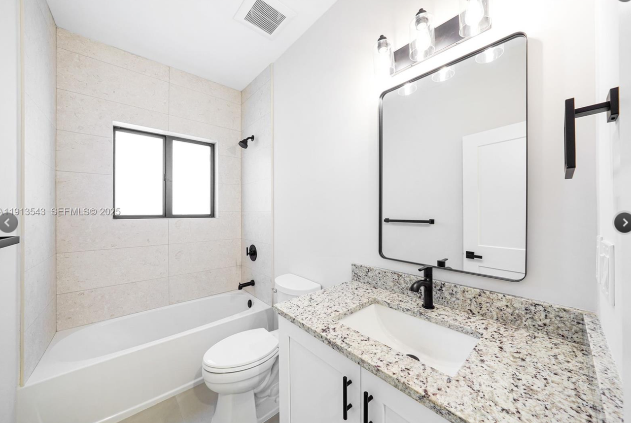 4313 East 8th Court #B - Photo 7 of 16