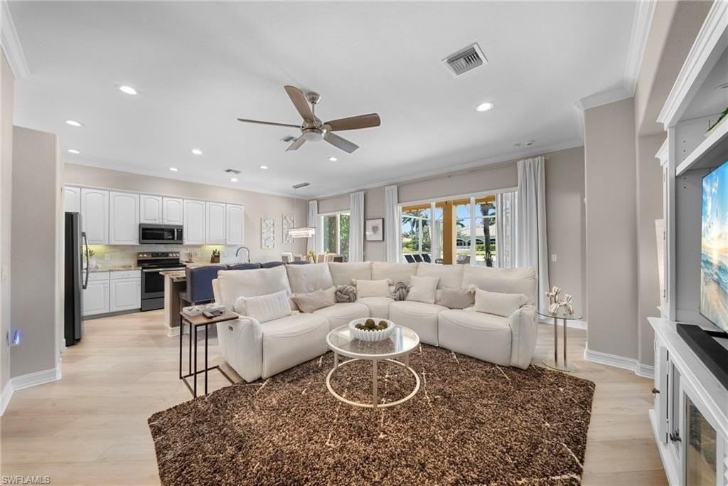 14321 Manchester Dr - Photo 5 of 50