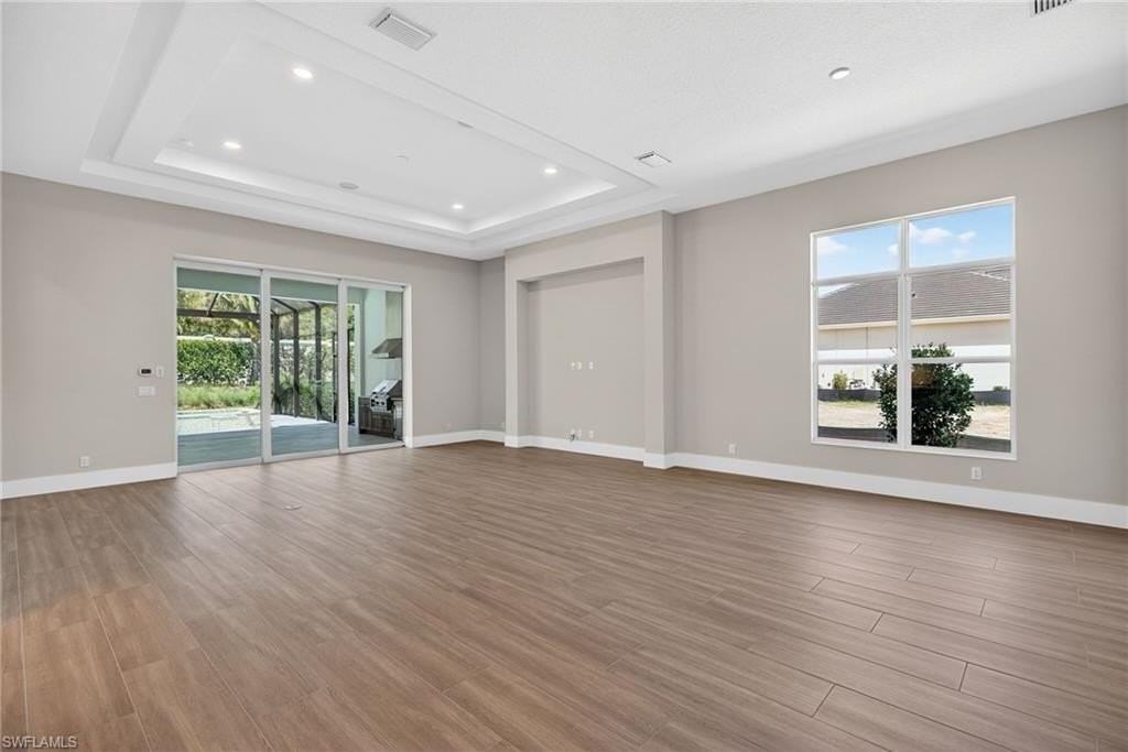 9712 Moonflower Ln - Photo 5 of 38