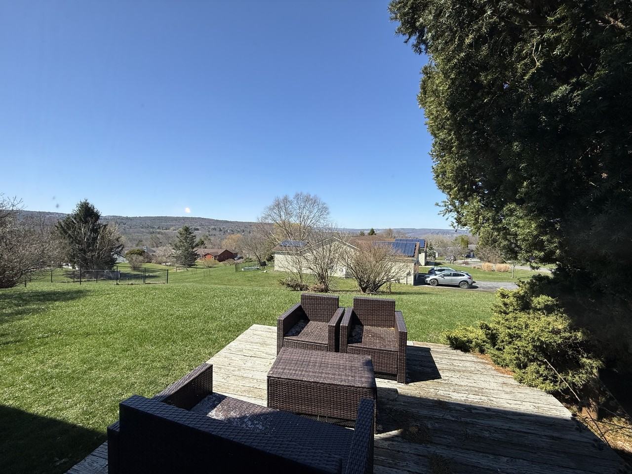 160 Westview Ln - Photo 3 of 14