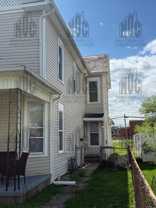160 160 1/2 Lake St. - 160 1/2 - Photo 1 of 1