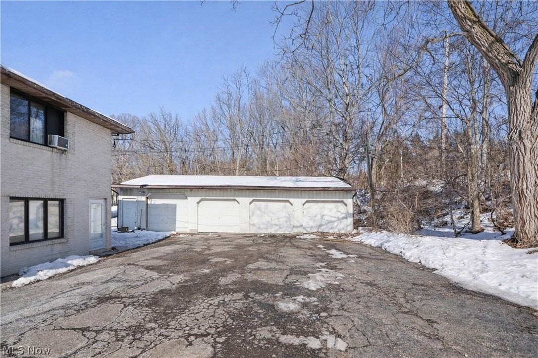 12445 Cleveland Ave Nw - Photo 2 of 50