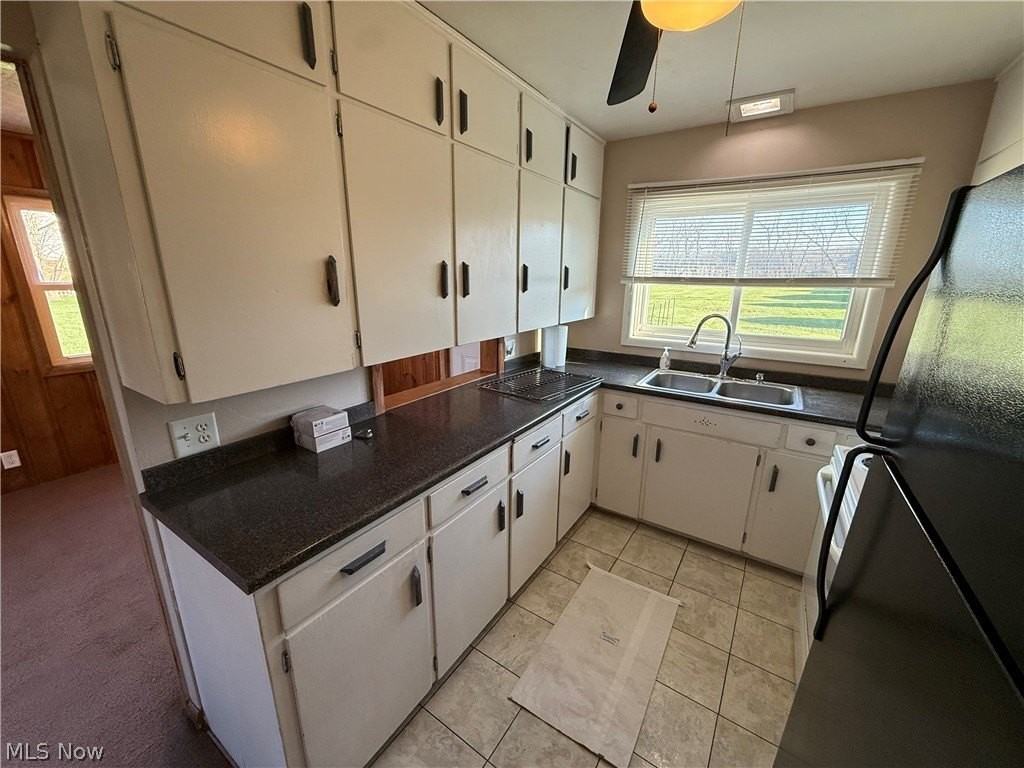 2024 Delaware Dr Se - Photo 7 of 24