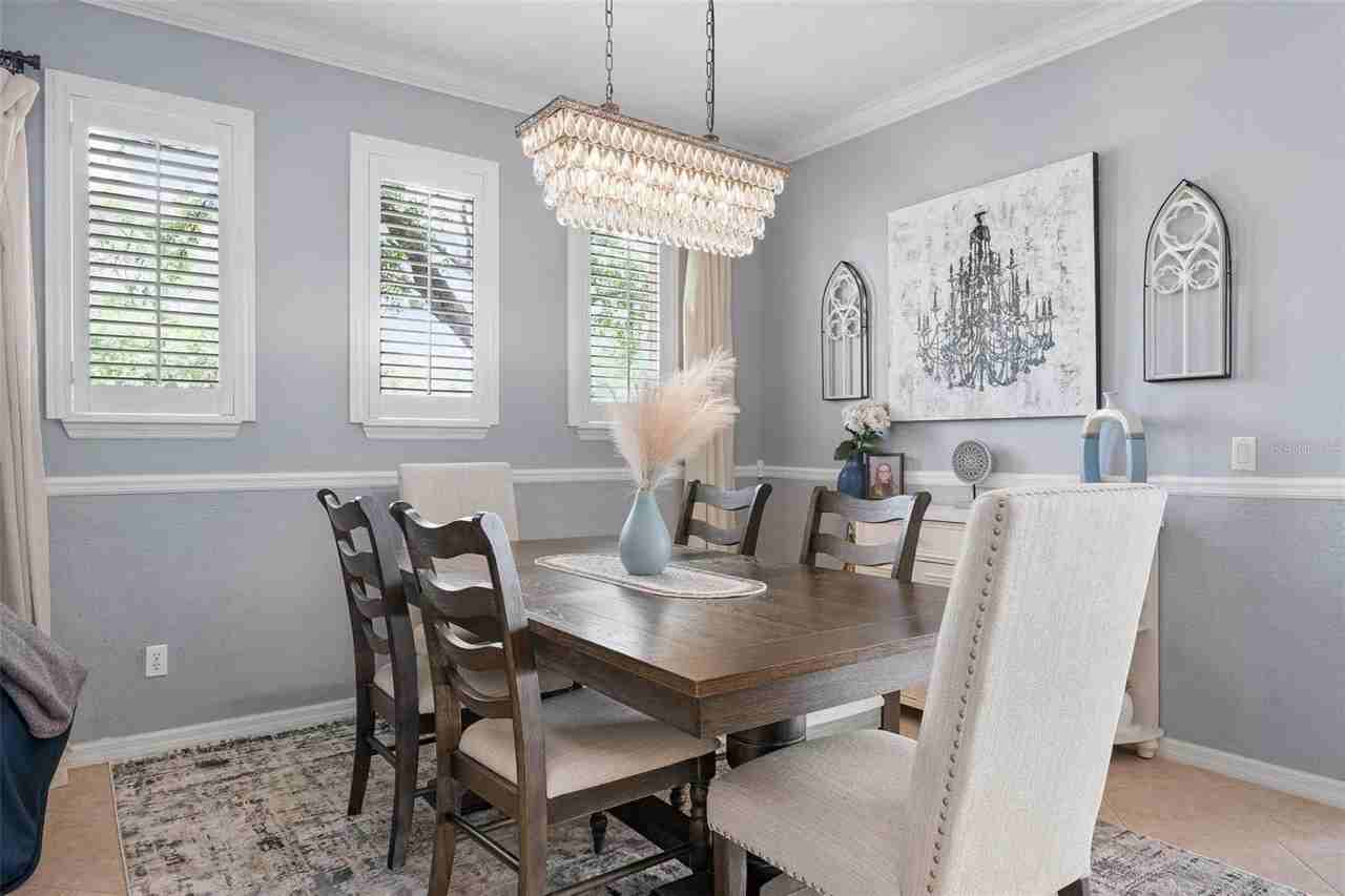 5012 Lakehurst Ct - Photo 6 of 40