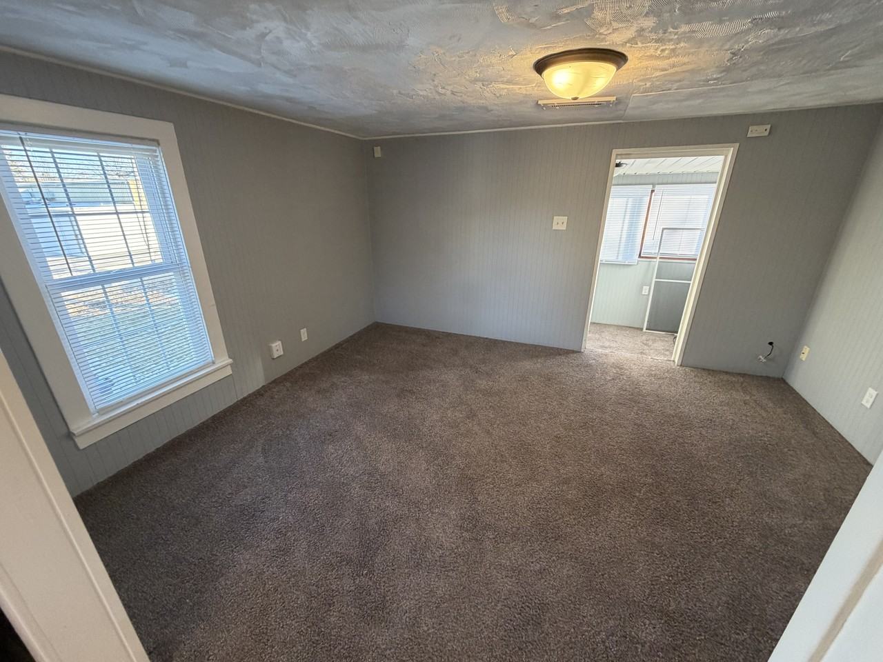 718 Yuba St #2 - Photo 4 of 10