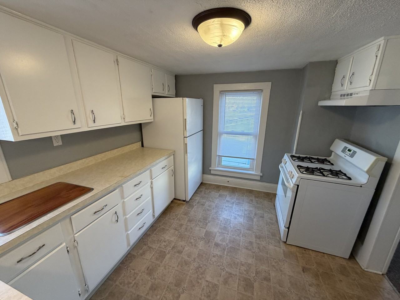 718 Yuba St #2 - Photo 6 of 10