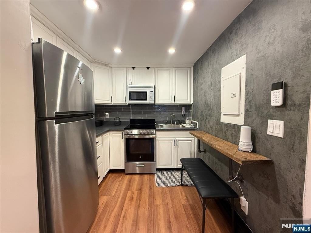 42 Willow Wood Sq - Photo 7 of 32