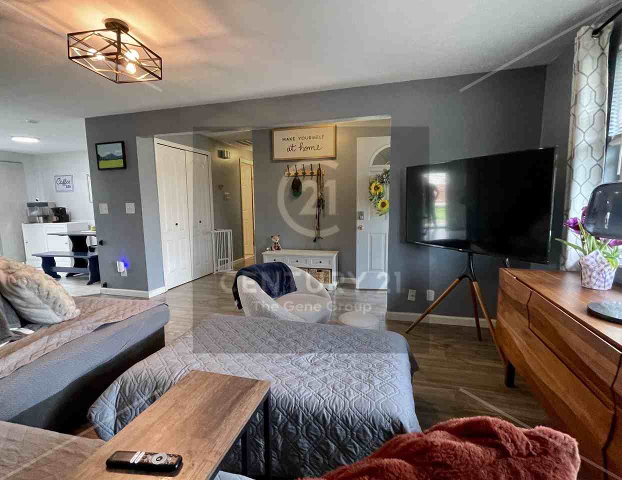 5051 Bluffview Dr #1 - Photo 2 of 34