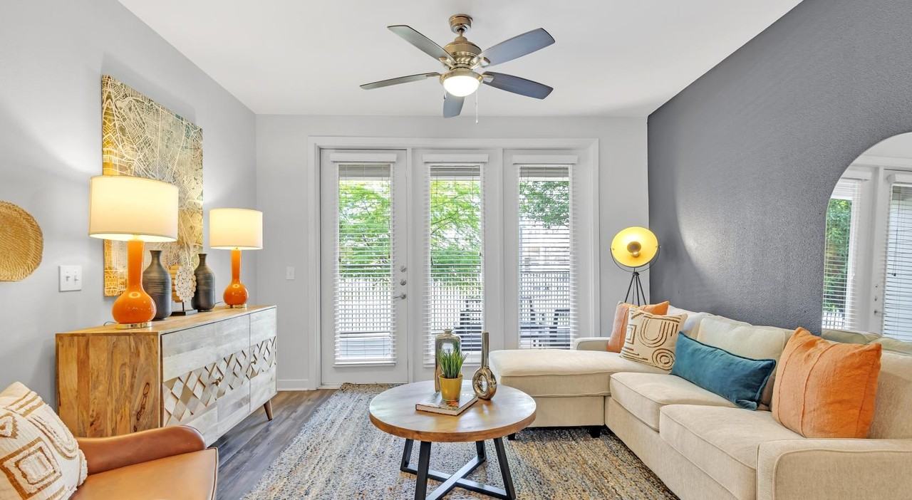 Live Oak St & Liberty St #1376 - Photo 4 of 23