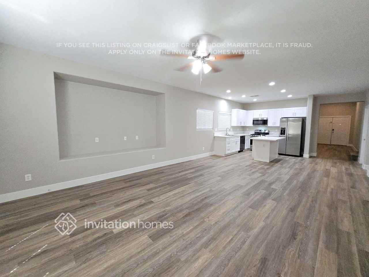 6713 Johnny Love Ln - Photo 3 of 12