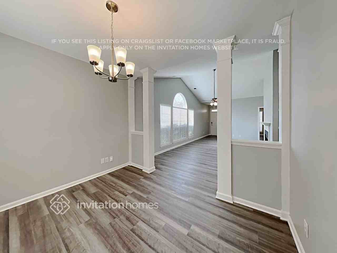 594 Viking Pl Sw - Photo 3 of 18