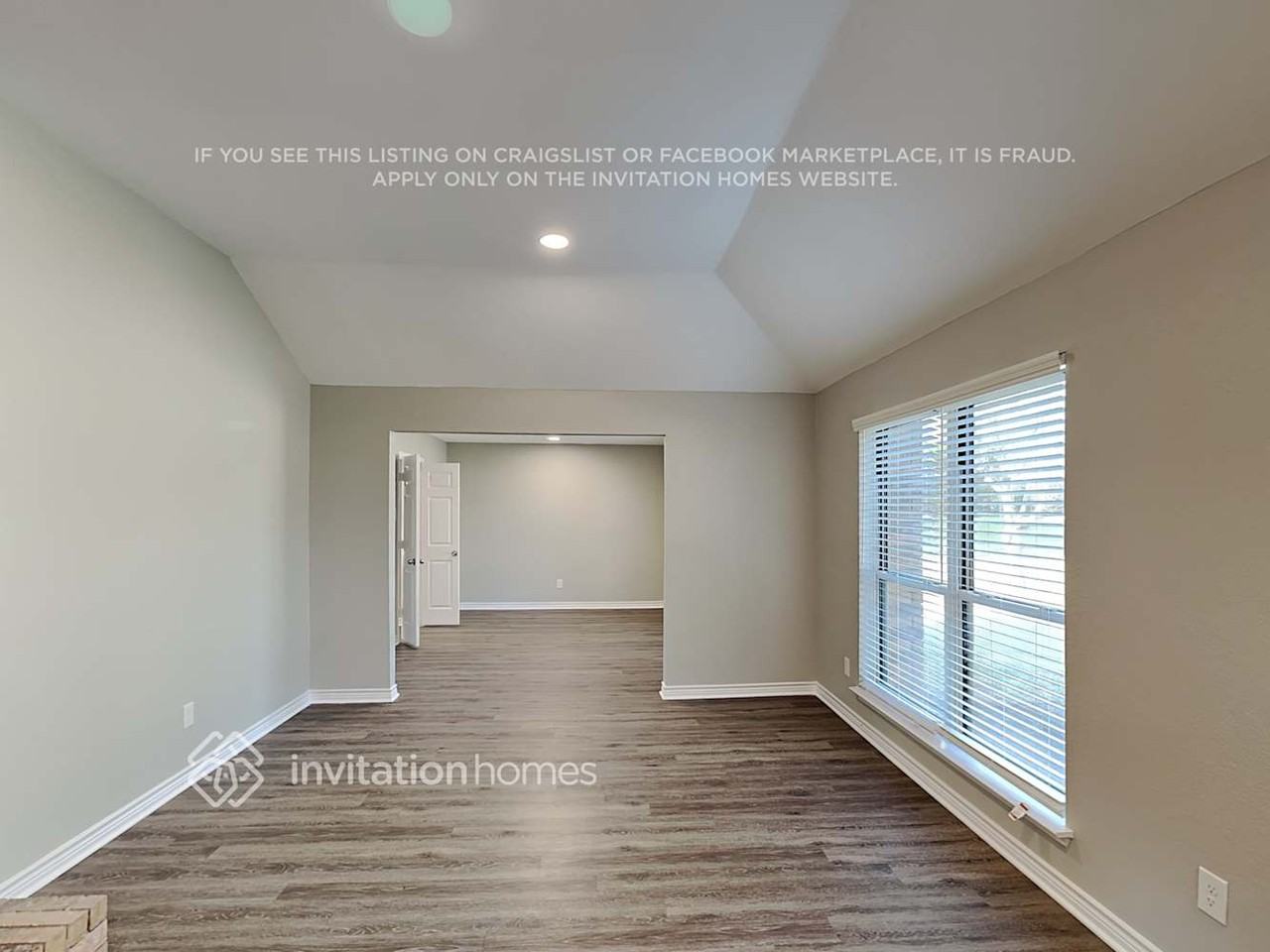 1038 Fairview Ct - Photo 4 of 19