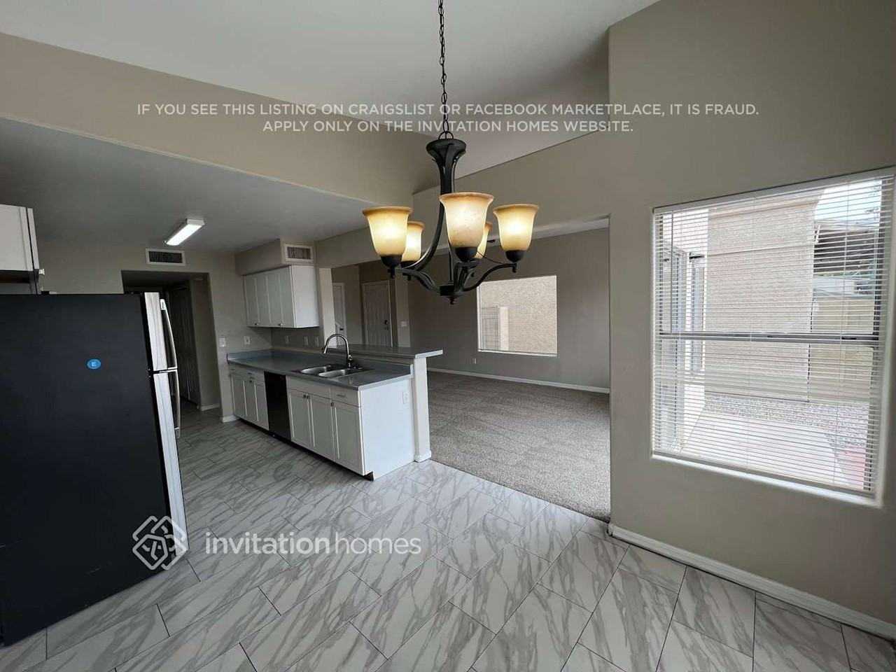 5852 E Norwood St - Photo 4 of 18