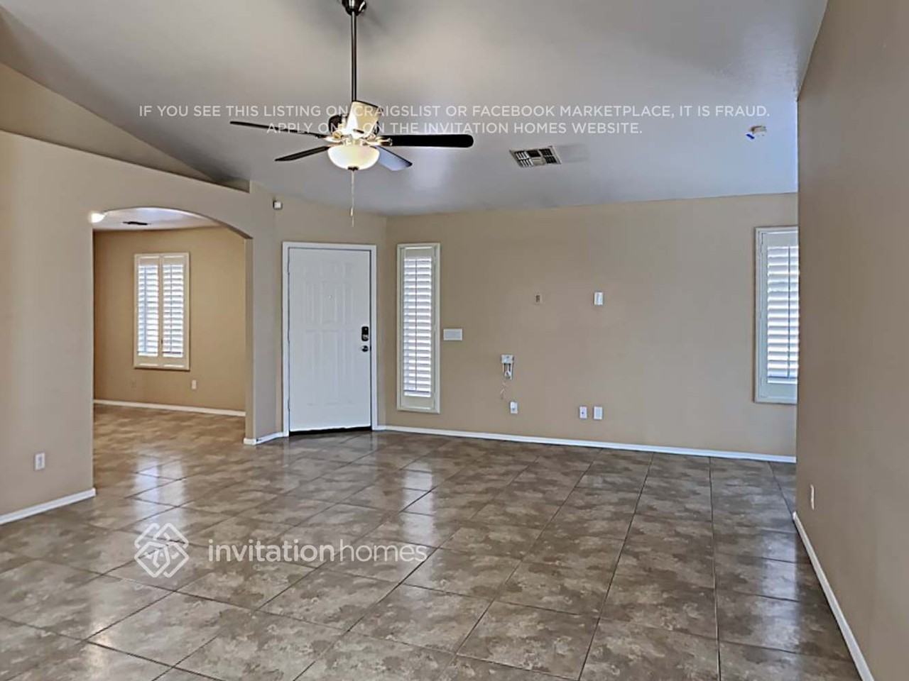 163 N Saffron Cir - Photo 3 of 18