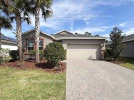 featured image of 12586 Ryegrass Loop