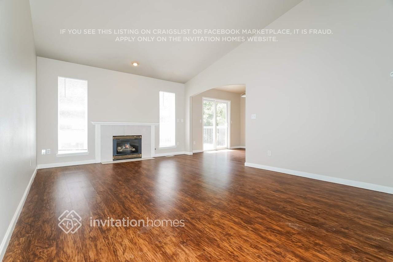 3710 232nd Street Ct E - Photo 5 of 18