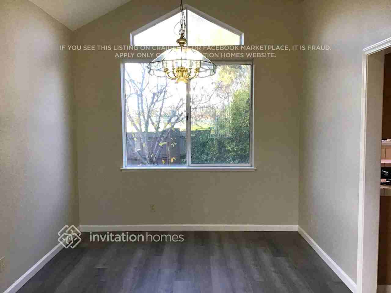 1109 Coulter Ct - Photo 6 of 12