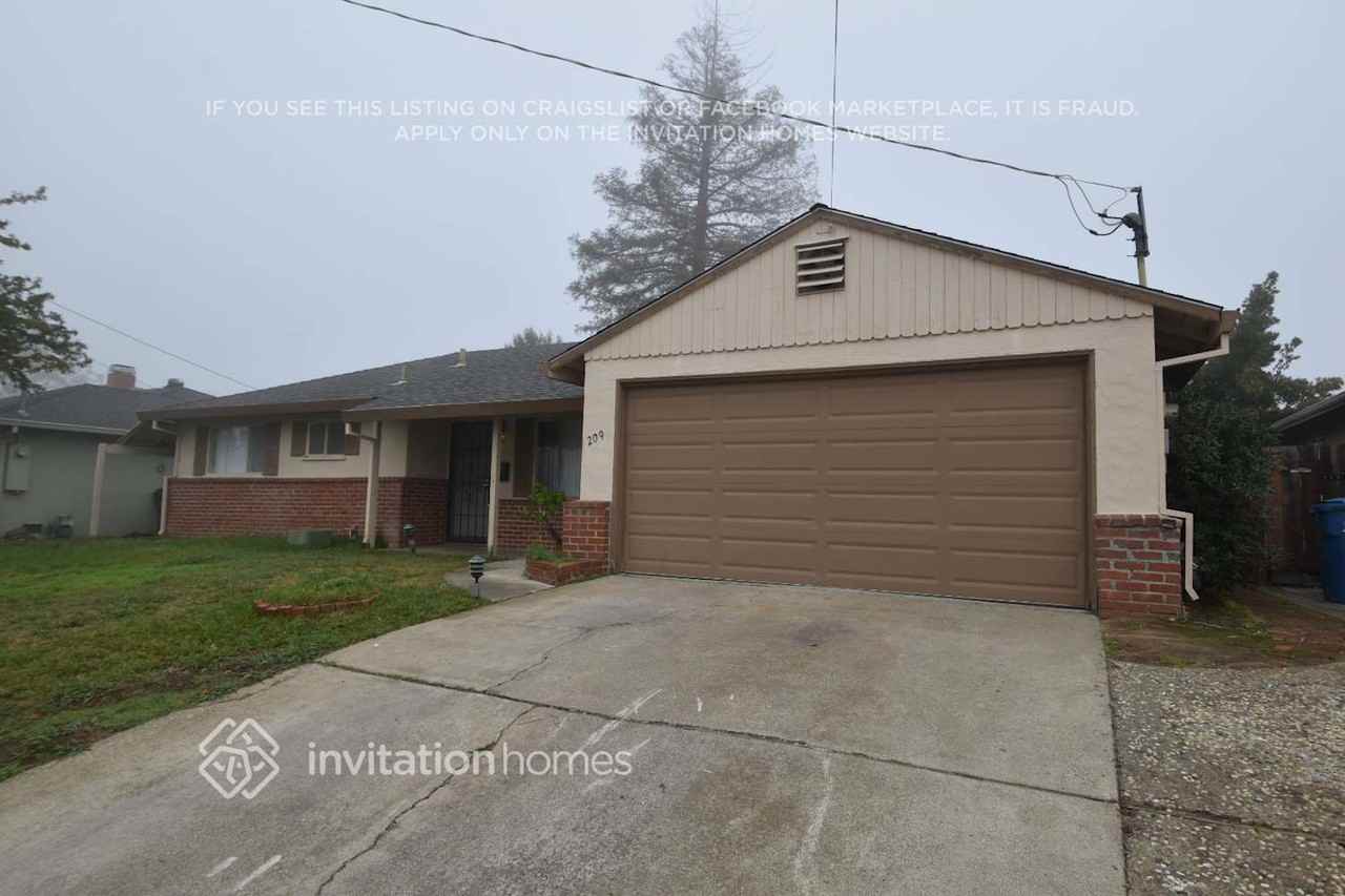 209 Bart Ave - Photo 2 of 13