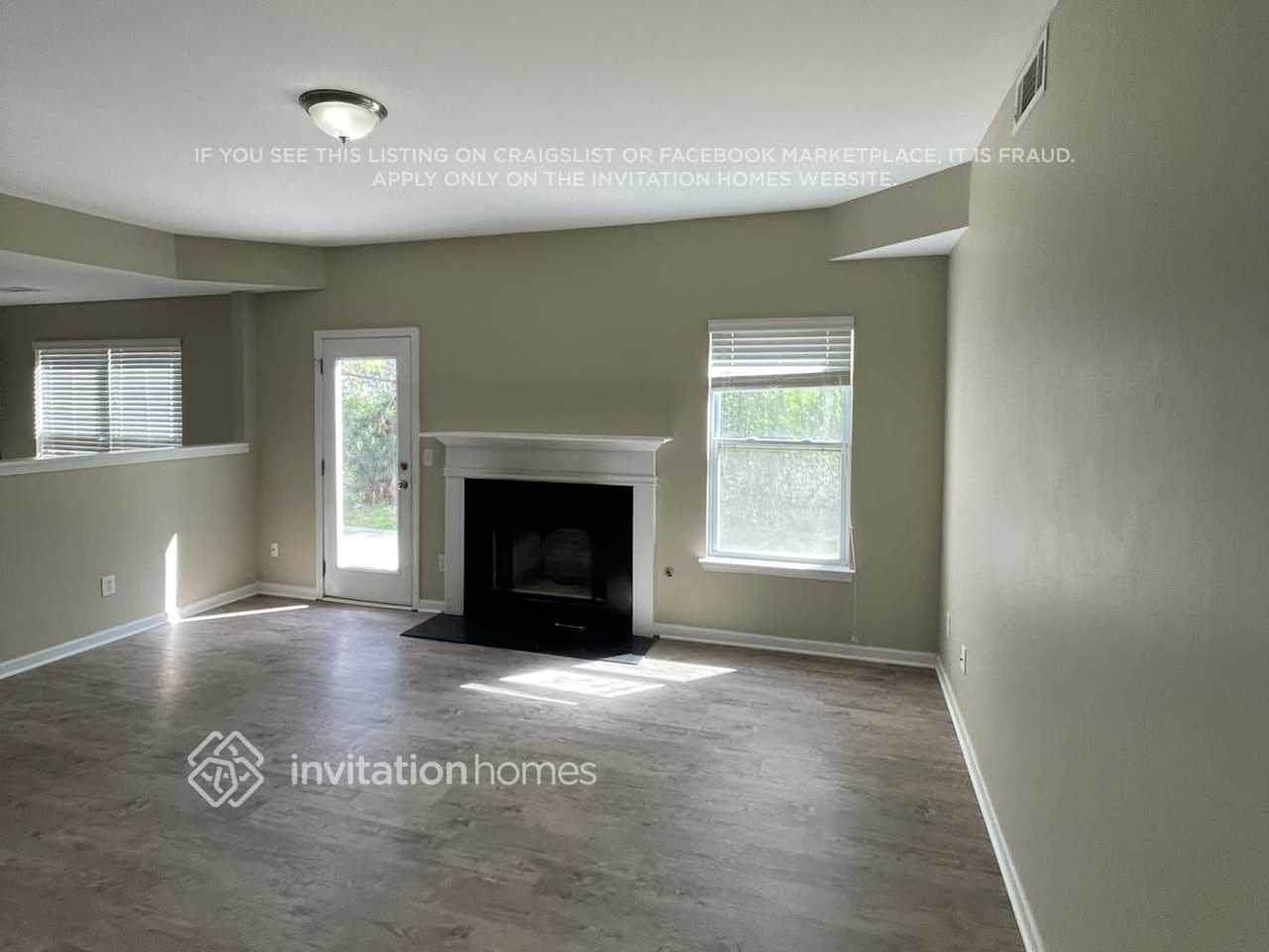 4434 Michael Jay St - Photo 3 of 14