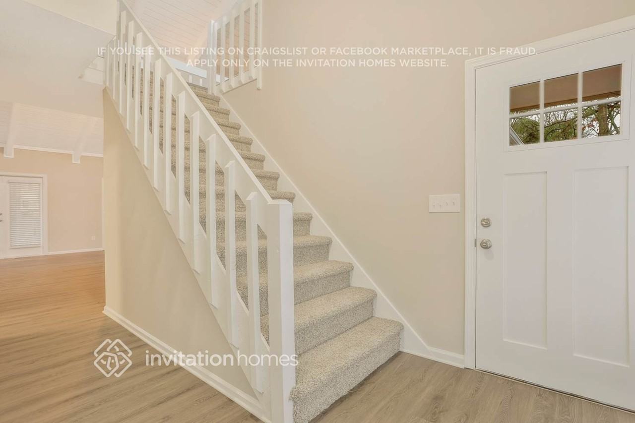 310 Homestead Cir Nw - Photo 3 of 24