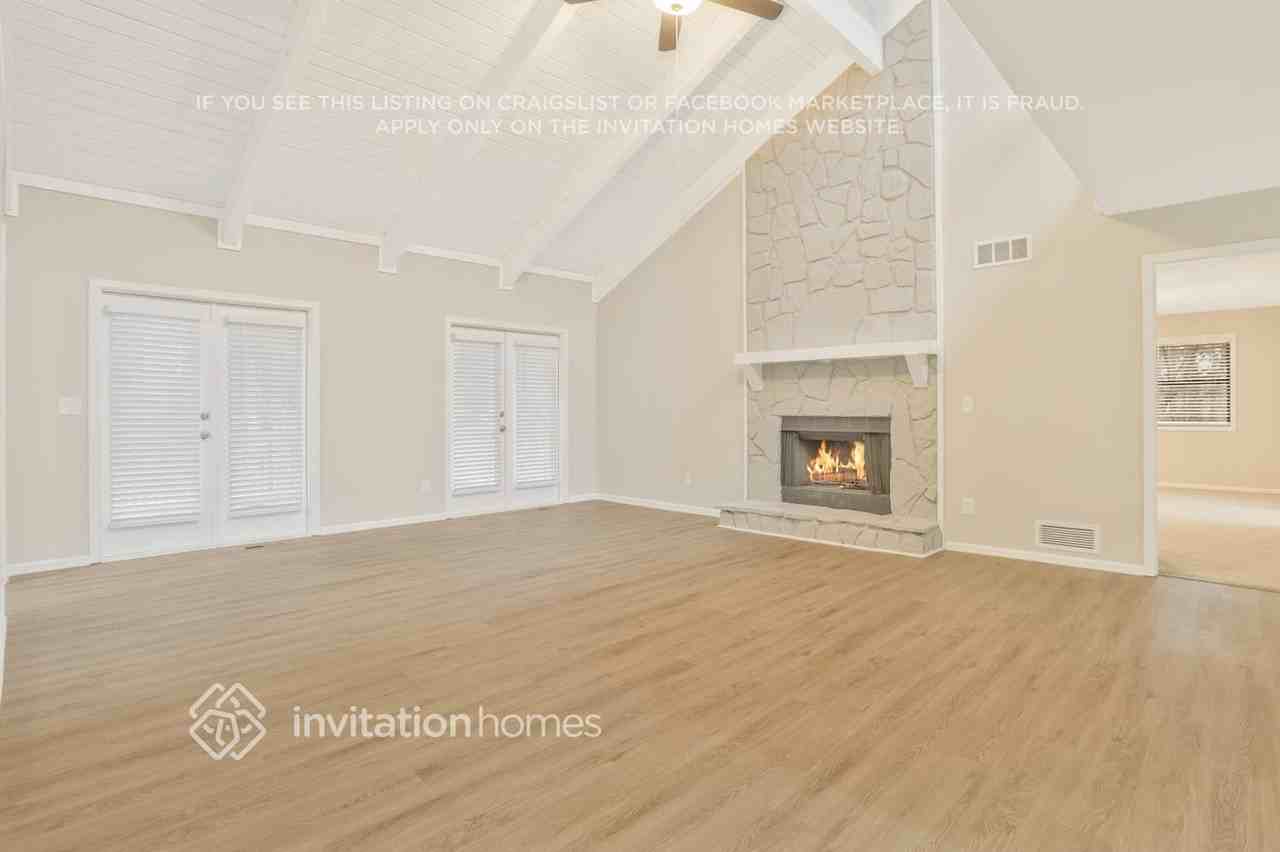 310 Homestead Cir Nw - Photo 4 of 24