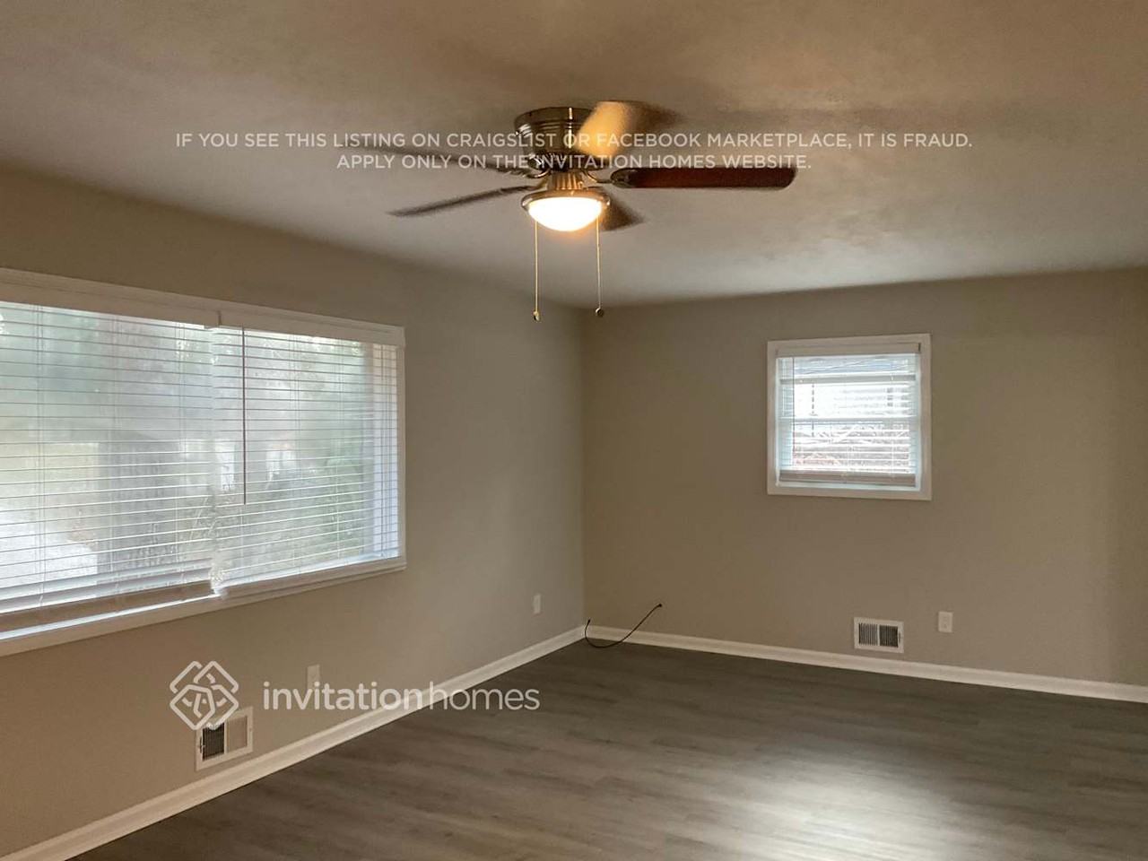 2597 Beechwood Dr - Photo 2 of 13