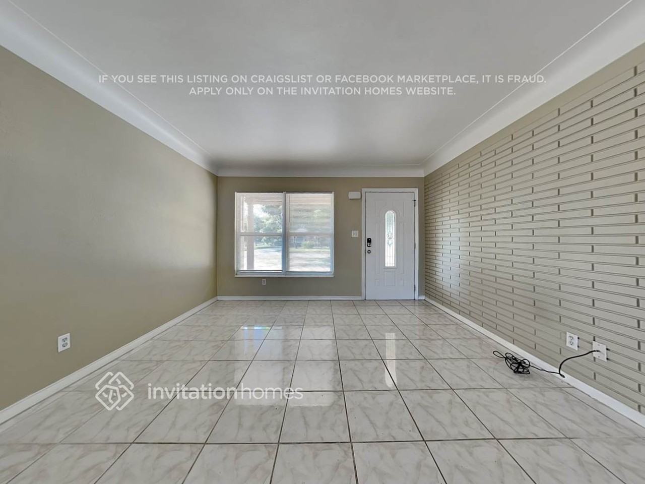 4301 32nd Ave N - Photo 3 of 19