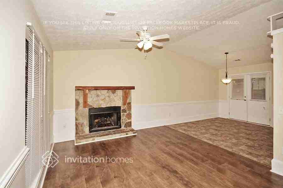 5155 Sugar Crest Dr - Photo 4 of 18